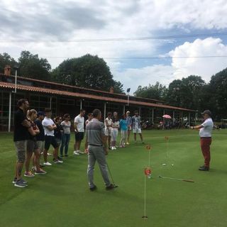 Open day al Golf dei Laghi, provare per (magari) appassionarsi