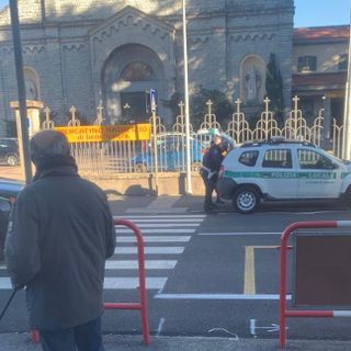 La polizia locale sul posto questa mattina per i rilievi