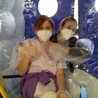 La stanza degli abbracci della casa di riposo di Gavirate