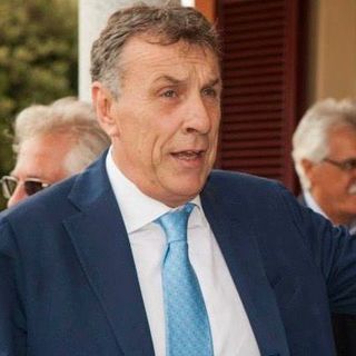 «Il tavolo numero 16 sarà per sempre quello di Giancarlo. Entrava e chiedeva apposta una carbonara, sapendo che qui non la facciamo»