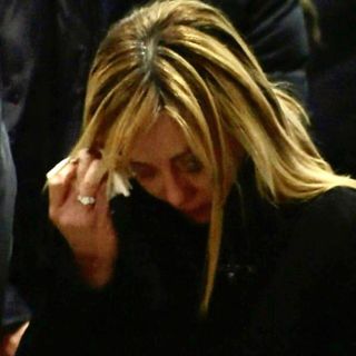 Giorgia Meloni: «Nessuno faceva gioco di squadra come Maroni». Salvini: «Anche il sole lo saluta». Giorgetti ricorda Bobo in silenzio
