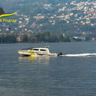Controlli della Guardia di Finanza sul lago di Como: su 111 imbarcazioni controllate, 96 erano irregolari