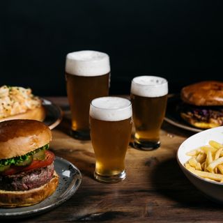 A Cerro Maggiore si festeggia l’Independence Day con una serata… open beer