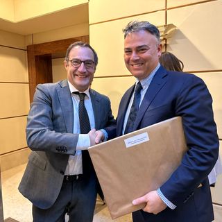 Bollino Arancione per l'Urologia di Varese: eccellenza nella cura del tumore al rene Bollino Arancione per l'Urologia di Varese: eccellenza nella cura del tumore al rene