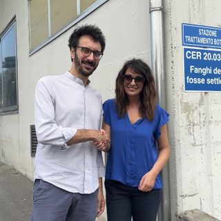 Gli ingegneri Annalisa Berni (Responsabile Acque Reflue di Alfa Srl) e Andrea Turolla (Referente del Politecnico per il progetto)