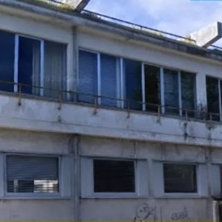 L'ex fabbrica delle Pipe sulla statale 394 a Luvinate L'ex fabbrica delle Pipe sulla statale 394 a Luvinate