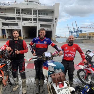 Il Moto Club Varese romba in Sardegna: De Bernardi trionfa allo Swank Rally, sul podio anche Missoni