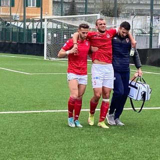 Parpinel esce in lacrime: è il simbolo del primo tempo del Varese