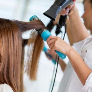 Coronavirus, le proposte di Confartigianato Varese per riaprire in sicurezza parrucchieri e centri estetici