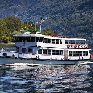 Porto Valtravaglia, torna da oggi il servizio di trasporto con il battello Porto Valtravaglia, torna da oggi il servizio di trasporto con il battello