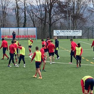 Biancorossi in Val d'Aosta con i rinforzi. Rossi: «Vedono nel Varese il Real Madrid, proprio come me»