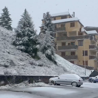 FOTO. È fine agosto e al Sestriere scendono i primi fiocchi di neve