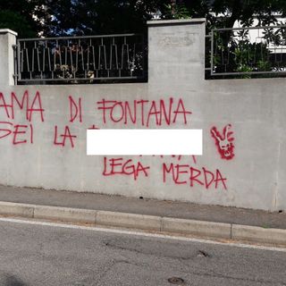 La scritta apparsa in via Piemonte