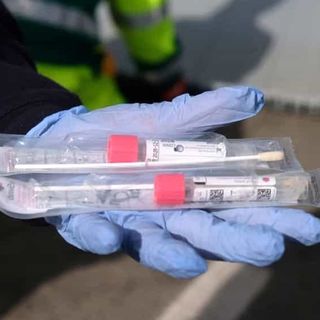 Aperto anche ai non residenti il centro tamponi di Laveno creato per l'emergenza quarantene scolastiche