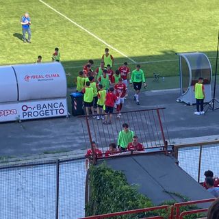 I VOTI. Zazzi, non solo un eurogol. Quasi tutti 6 in pagella, ma non bastano al Varese per vincere