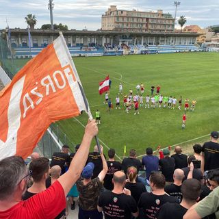 VIDEO - Capitan Disabato: «Questa vittoria è per Gazo». La curva: alle 23 tutti allo stadio