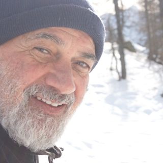 «Ti immaginiamo di nuovo tra i tuoi monti». Il CAI di Sesto Calende piange il suo Pietro