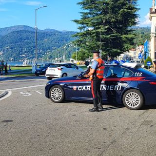 Controesodo estivo, controlli sul lago Maggiore: i carabinieri di Luino ritirano la patente a tre ragazzi. Guidavano con un tasso tre volte i limiti