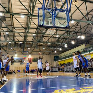 Varese tiene testa a Brescia, ma alla fine è sconfitta Varese tiene testa a Brescia, ma alla fine è sconfitta