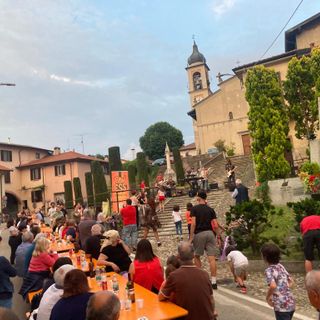 FOTO - Capolago in festa: risottata tra le strade del rione