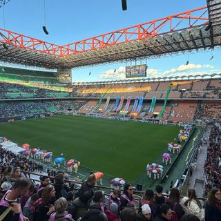 FOTO. La grande festa dei cresimandi a Milano: anche tanti varesini tra i 50mila di San Siro