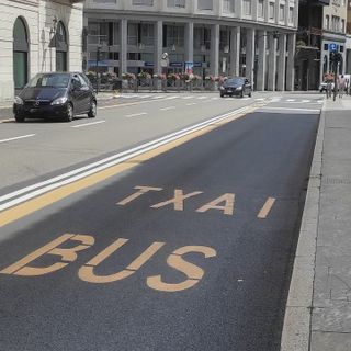 Segnaletica con strafalcione, l'ironia della Lega: «A Varese la parola d'ordine è "Txai"»