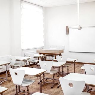 L’industria entra nelle scuole elementari