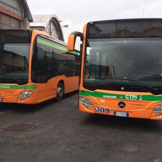 A scuola in autobus, pubblicato l'orario scolastico in vigore da lunedì 14 settembre