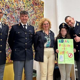 Social network senza pericoli, la polizia incontra i ragazzi delle scuole