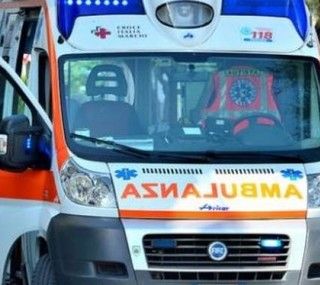 Tre incidenti in un quarto d'ora: cinque persone soccorse a Tradate, Varano Borghi e Busto