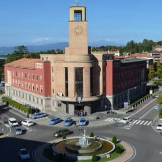 Pratiche burocratiche più rapide per gli stranieri a Varese. Alla Questura arriva il servizio "Prenota Facile"