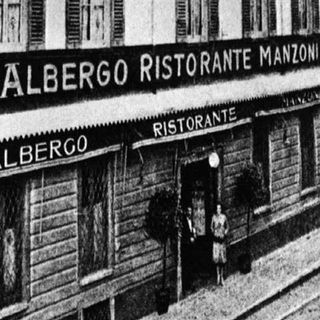 FOTO - Le insegne di Fausto Brianza, testimonianze della Varese dei "negozietti"