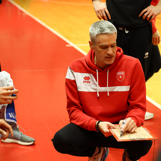 Il cantiere Kastritis fa il primo passo. Buon test contro la Sam Massagno