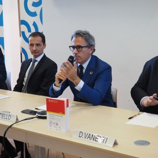 Mercato immobiliare, la nostra provincia tiene e rilancia: «Servizi e qualità della vita l'arma in più di Varese rispetto a Milano e Como» Mercato immobiliare, la nostra provincia tiene e rilancia: «Servizi e qualità della vita l'arma in più di Varese rispetto a Milano e Como»