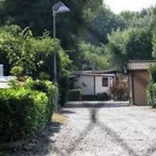 «Camping di Azzate, avviata indagine della Procura. Ats e Arpa relazionino sulla presenza di rifiuti»