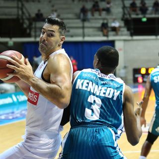 Scola in azione stasera al Pala Banco Desio (foto Alberto Ossola / Pallacanestro Varese)