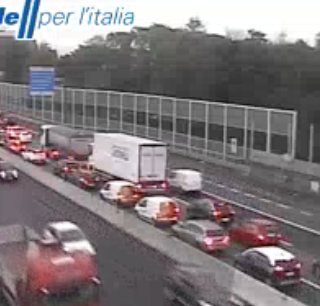 Le code di questa mattina viste dalle webcam di Autostrade per l'Italia