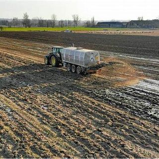 Guerra in ucraina, caro-concimi: aumenti fino al 170%