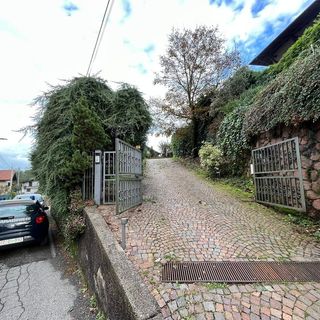 Omicidio-suicidio di Cuasso, la Procura: «Movente da ricondursi a dinamiche familiari non conosciute». Indagini sulla pistola