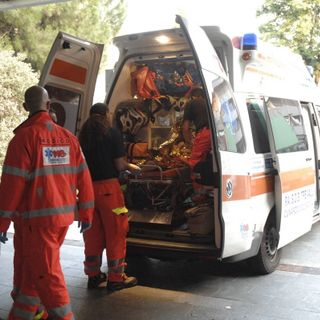 Tradate, si ferisce in ditta: giovane di 25 anni finisce al pronto soccorso Tradate, si ferisce in ditta: giovane di 25 anni finisce al pronto soccorso
