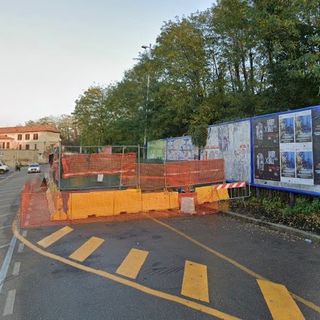 Addio alla "voragine" sul Vellone di piazzale Kennedy: il Comune dà l'ok ai lavori di copertura del torrente