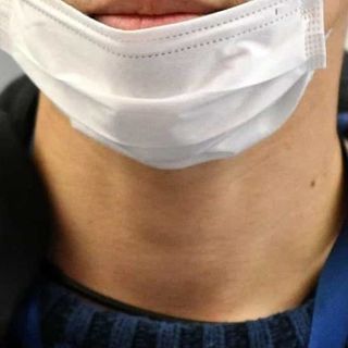 Luino, al via da stamattina la distribuzione gratuita di settemila mascherine Luino, al via da stamattina la distribuzione gratuita di settemila mascherine