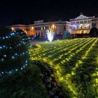 Giovedì si accende il Natale a Varese, prima in centro e poi ai Giardini Estensi