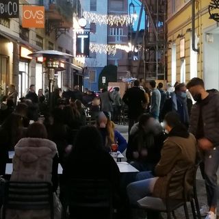 Coronavirus, nuova stretta dopo l'Epifania? Ipotesi zona rossa tutti i weekend e spostamenti limitati