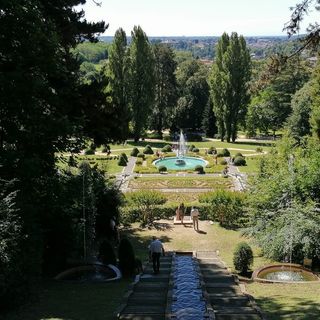 Uno scorcio estivo di Villa Toeplitz