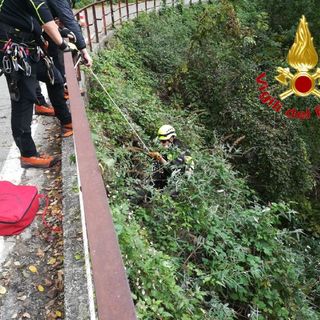 Scomparso in Val Veddasca, con il buio sospese le ricerche fino a domani mattina