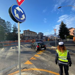 Nuovo largo Flaiano, altri lavori in dirittura d'arrivo. Lunedì ristretto un tratto di strada