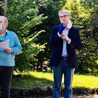 Davide Galimberti ha presentato questa mattina gli oltre 100 eventi dell'estate varesina. Accanto a lui Francesco Spatola, presidente della commissione Cultura