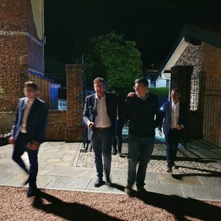 VIDEO E FOTO. Giorgetti in piazza Monte Grappa: «Bianchi uomo-squadra, Reto trattore della Lega»
