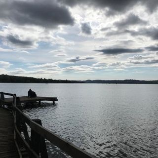 Primo assaggio d'autunno con cielo grigio e piogge a partire da domani. Domenica e lunedì saranno più insistenti
